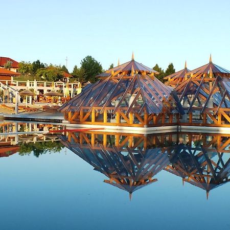Egri Korona Borhaz Es Wellness Hotel Демьен Экстерьер фото