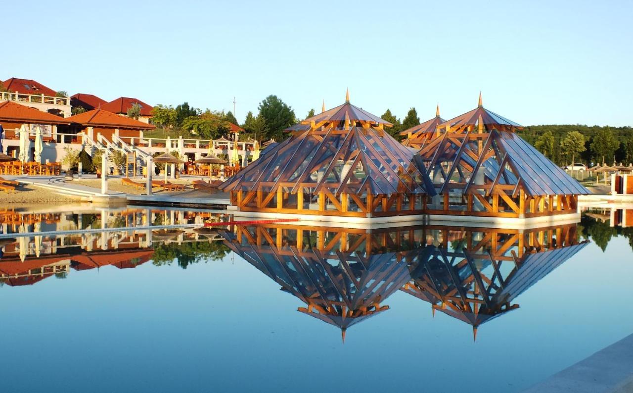 Egri Korona Borhaz Es Wellness Hotel Демьен Экстерьер фото