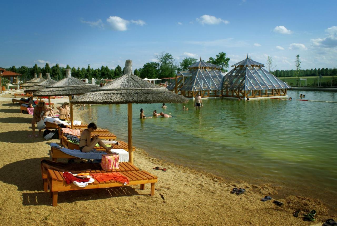 Egri Korona Borhaz Es Wellness Hotel Демьен Экстерьер фото