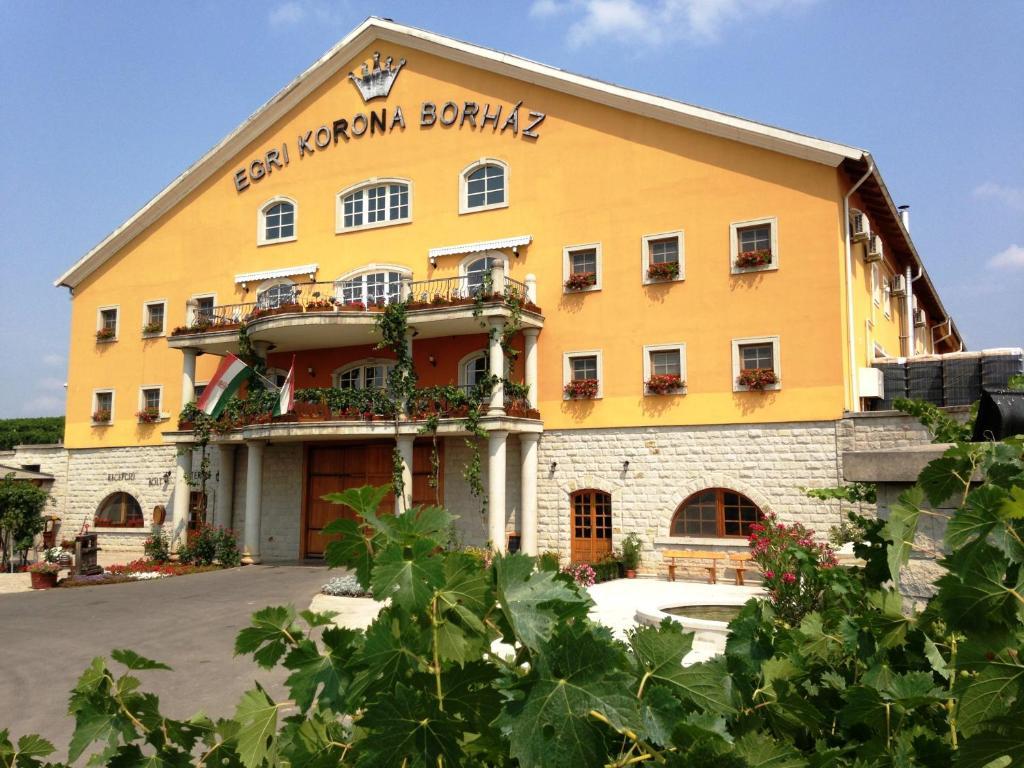 Egri Korona Borhaz Es Wellness Hotel Демьен Экстерьер фото